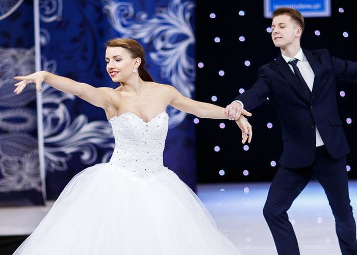 Taniec pod okiem instruktora